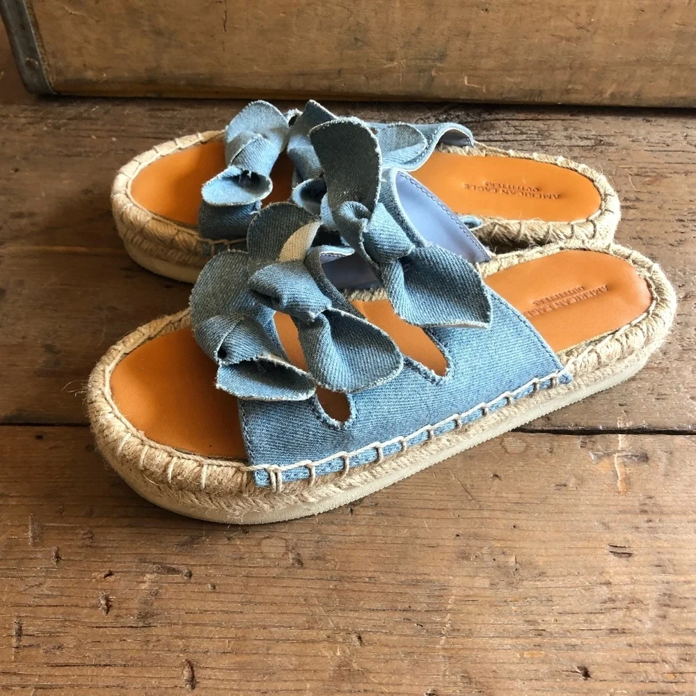 American Eagle denim triple knot flat form sandals